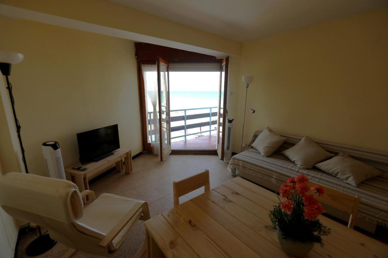 Apartment El Faro Platja Llarga-les Salines-tgn