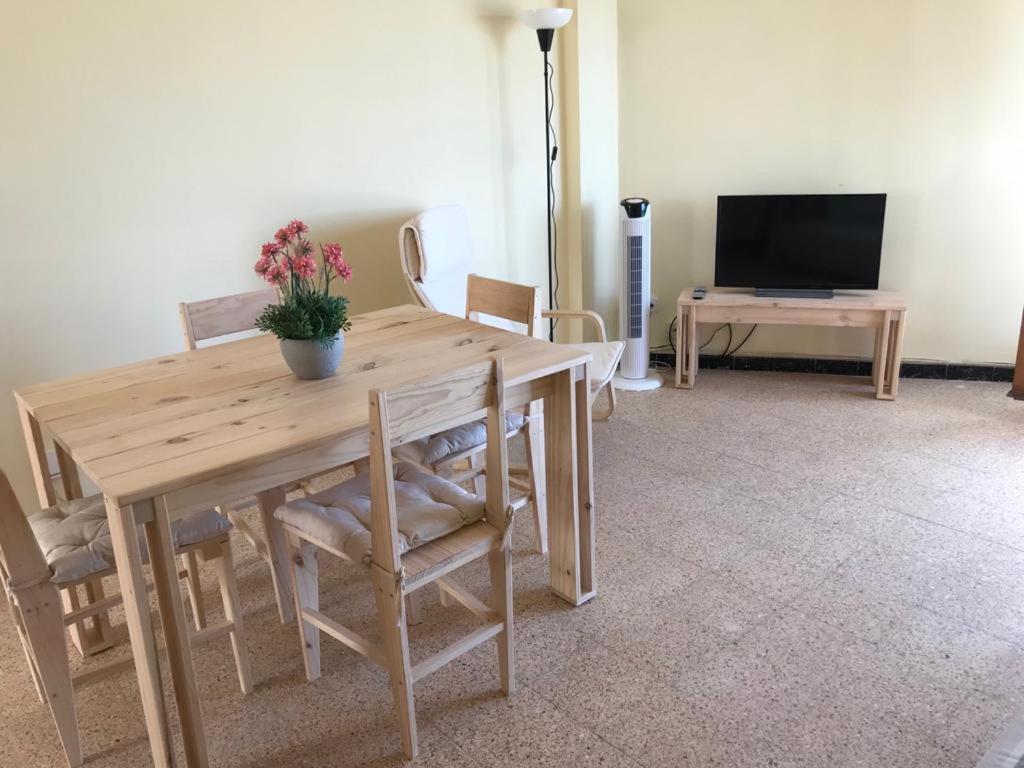 Apartment El Faro Platja Llarga-les Salines-tgn Tarragona